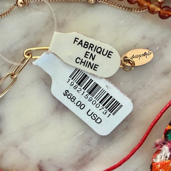 🌞 FREE PEOPLE Ultraviolet Layered Necklace Celestial Gold Sun Moon Large Pendant - Picture 9 of 9